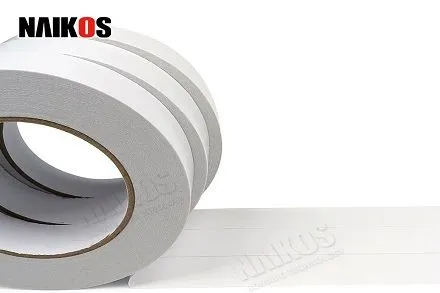 Kaksipuolista kudosteippiä on saatavana useita erikokoisia